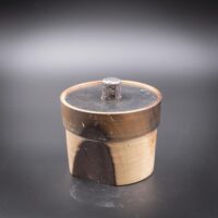 Boite en noyer ébonisé couvercle métal