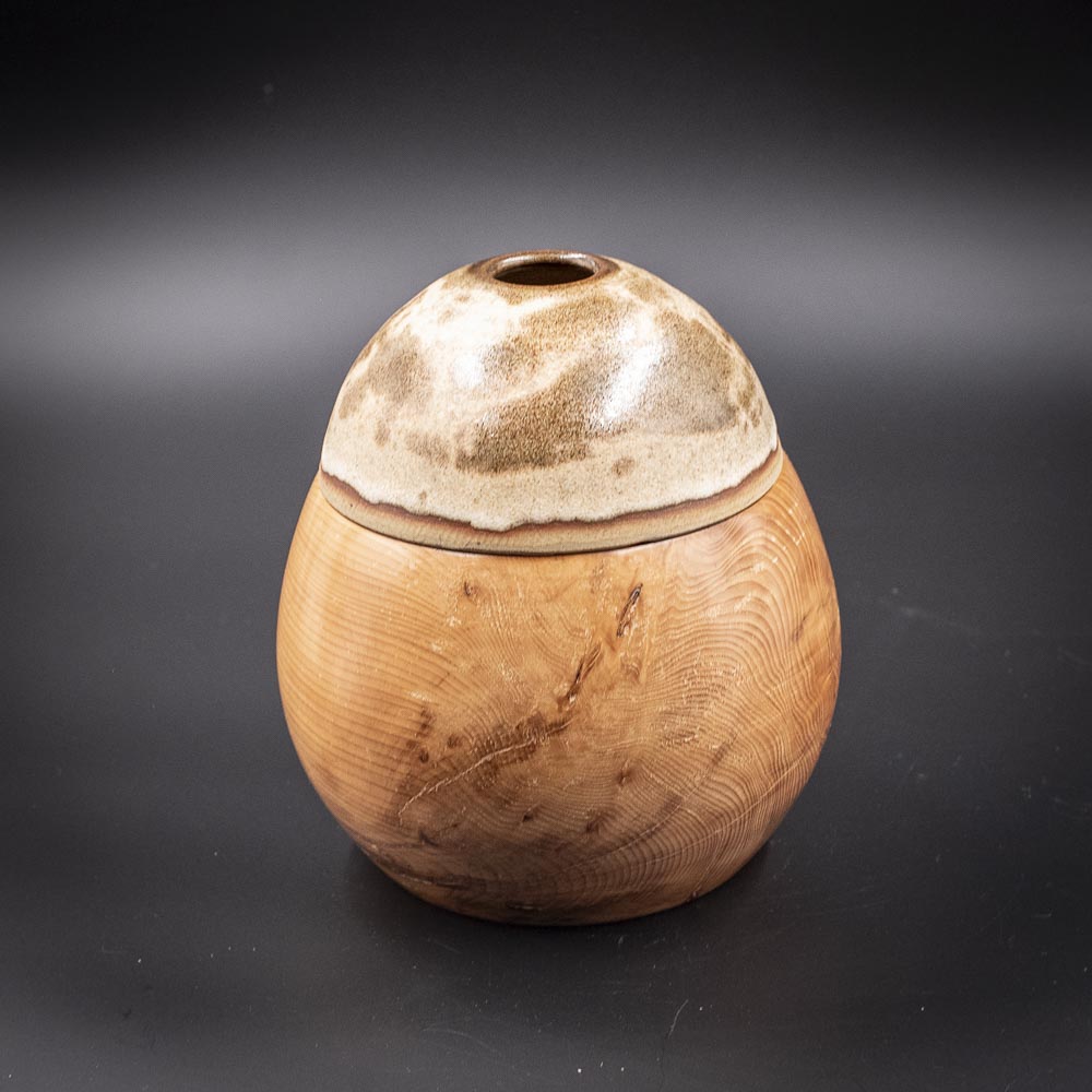 Pot "soliflore" en If et couvercle en céramique émaillé - Pièce unique