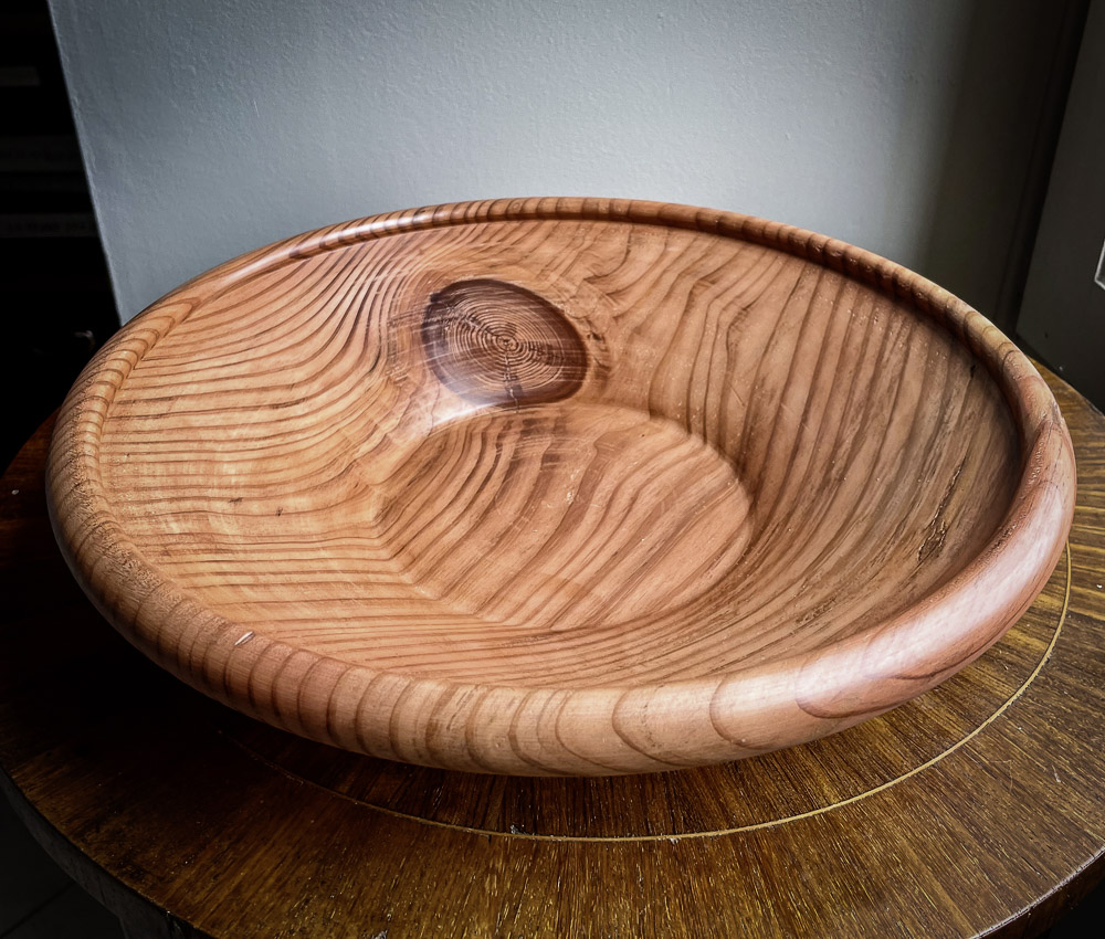 Grande coupe en séquoia - pièce unique